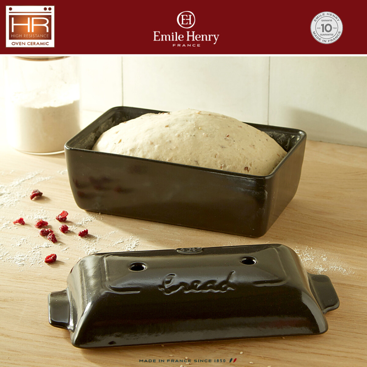 Керамична правоъгълна форма за печене на хляб EMILE HENRY BREAD LOAF BAKER - 28 х 13 х 12 см, цвят черен