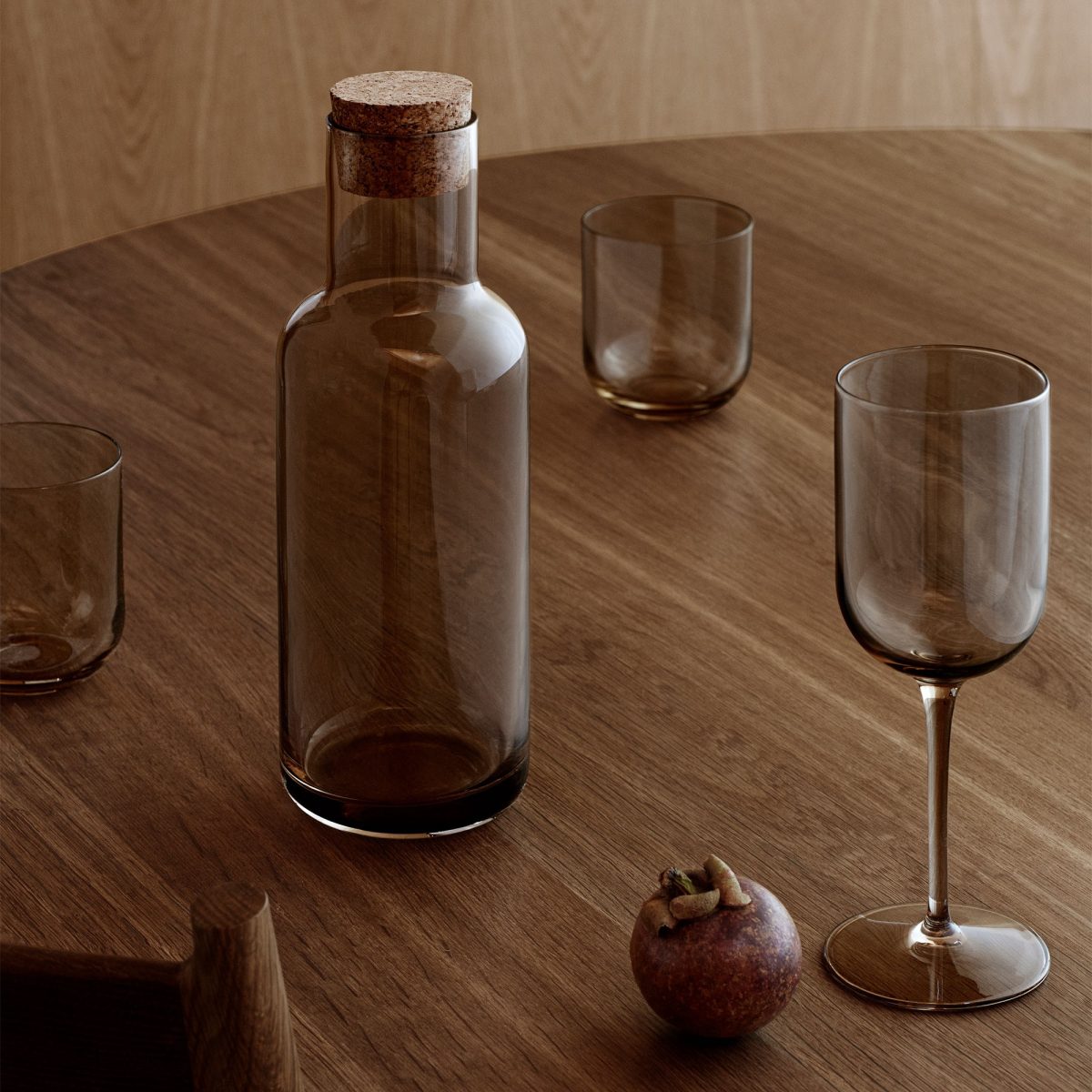 BLOMUS Комплект от 4 бр чаши за вино FUUM, 280 мл - цвят опушено кафяво (Fungi)